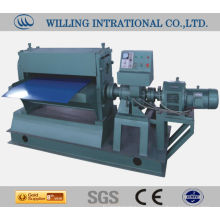 Automatic embossing machine for stainless steel